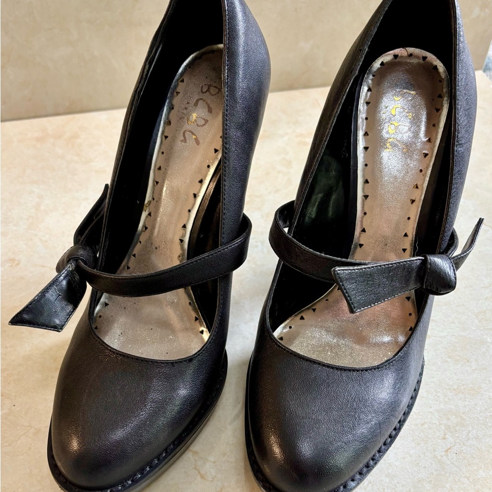 BCBG Paris Black Leather Heeled Mary Jane’s w/ bow